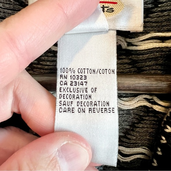 TALBOTS Women’s Black Knit Nordic Snowflake Sweater Cardigan fair isle winter M - Picture 6 of 10